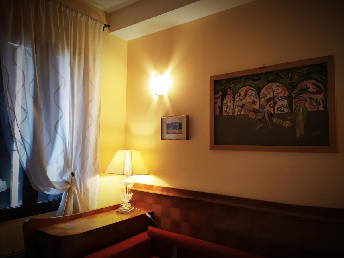 Ca Tron Apartment Next To Rialto Bridge เวนิส ภายนอก รูปภาพ