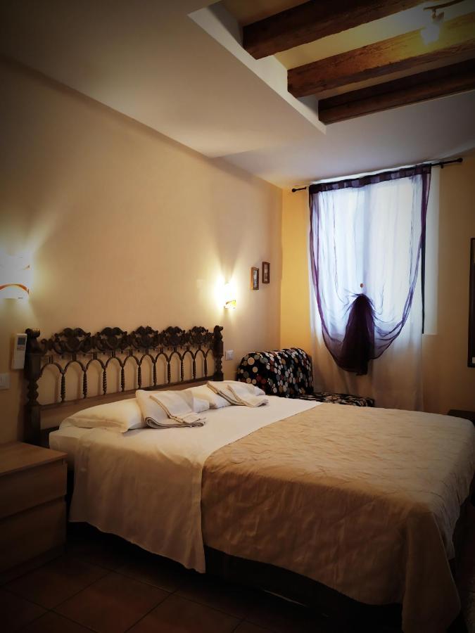 Ca Tron Apartment Next To Rialto Bridge เวนิส ภายนอก รูปภาพ