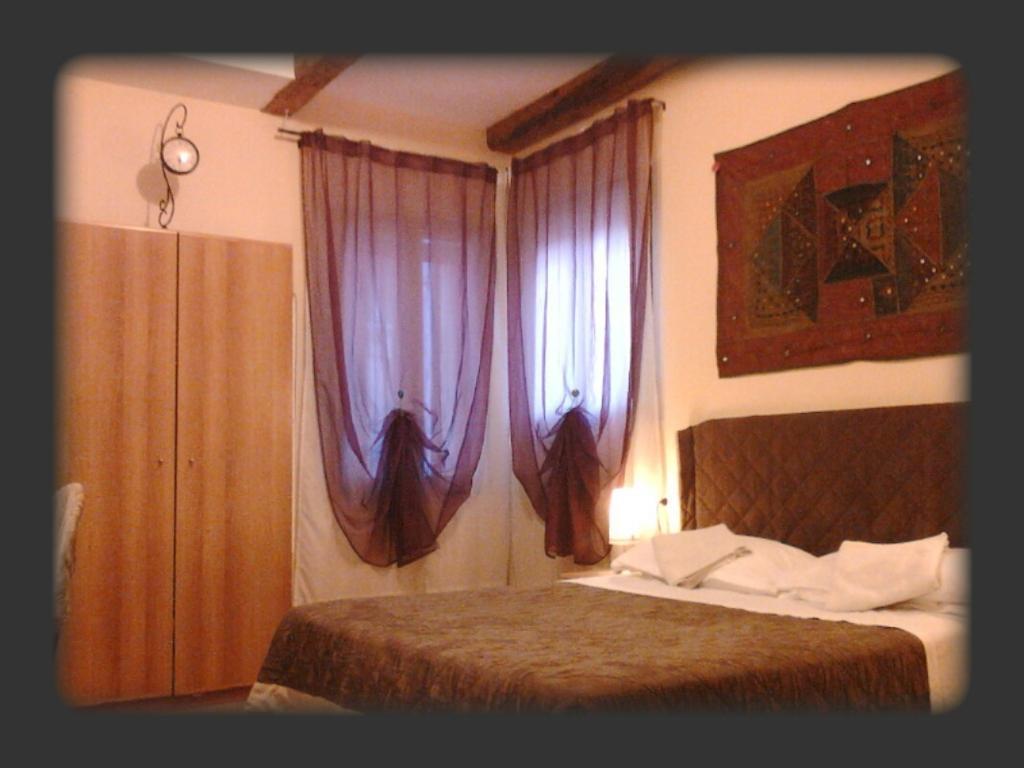 Ca Tron Apartment Next To Rialto Bridge เวนิส ภายนอก รูปภาพ