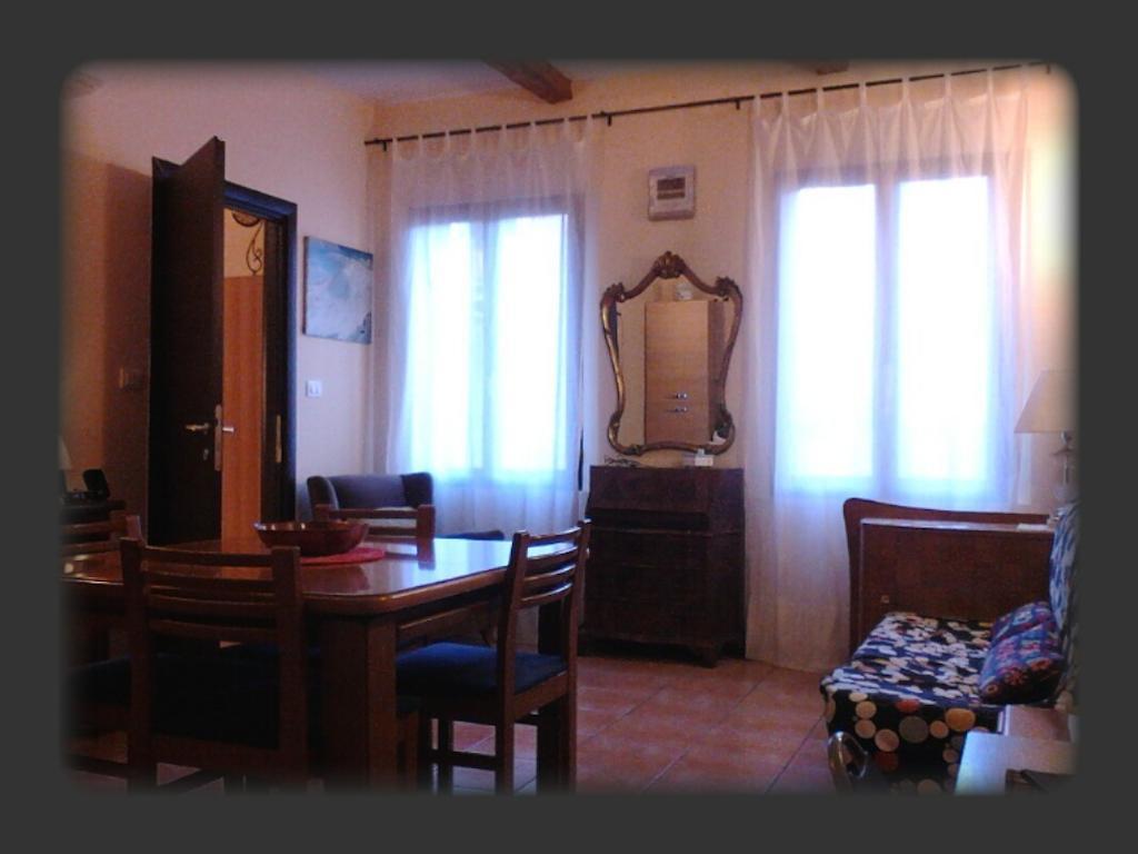 Ca Tron Apartment Next To Rialto Bridge เวนิส ห้อง รูปภาพ